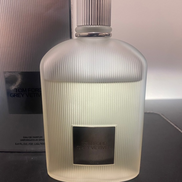 TOM FORD GREY VETIVER Eau de Parfum 100ml - Picture 3 of 4